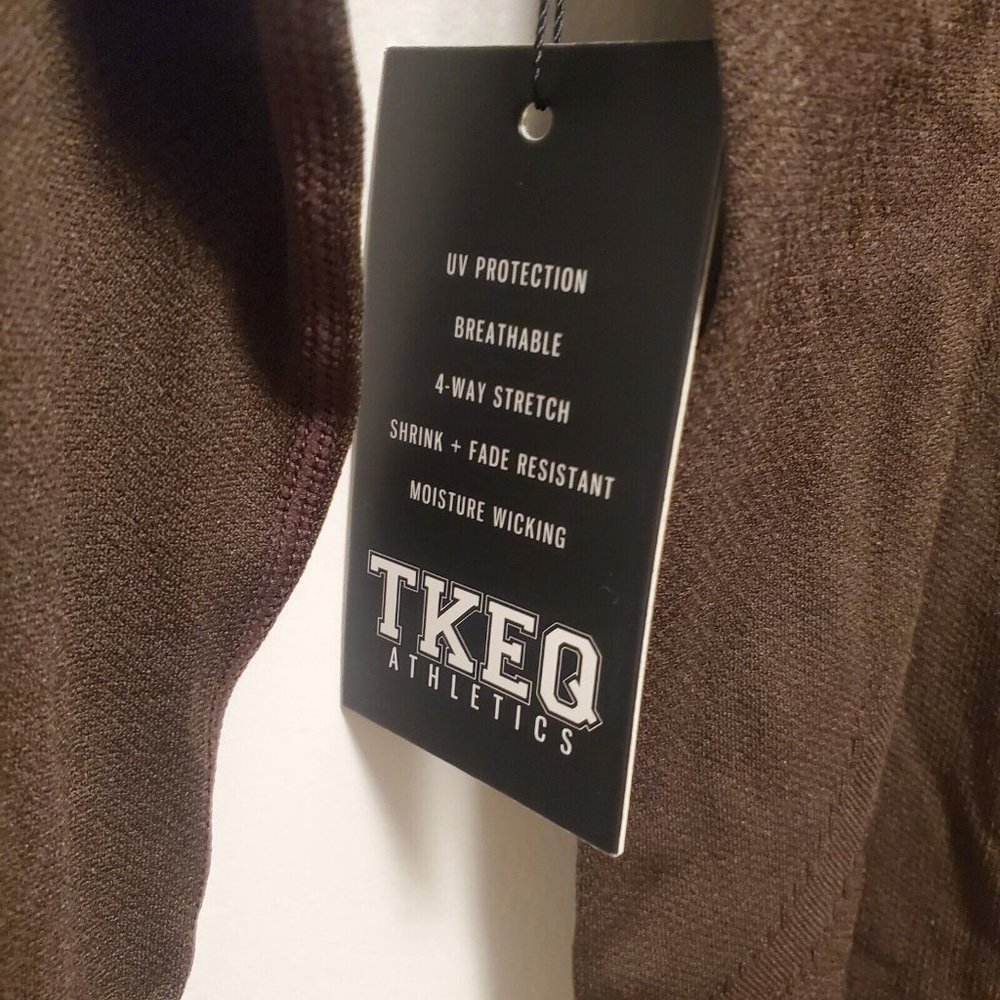TKEQ Kennedy Long Sleeve Seamless Shirt Color: Espresso Brown Size: XS/S - Picture 11 of 11